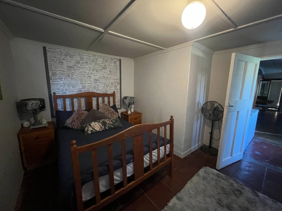 4 Bedroom Property for Sale in Kanoneiland Northern Cape